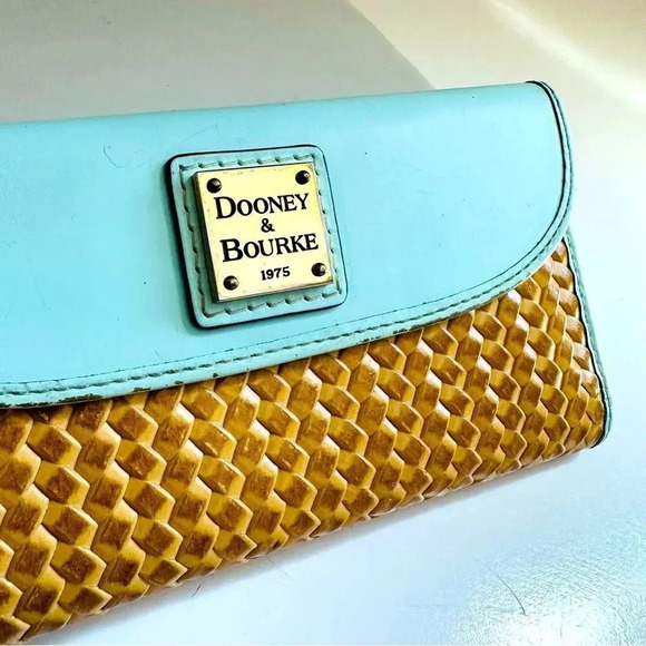 Rare Dooney & Bourke Leather Straw Large Continental Wallet - Picture 3 of 10